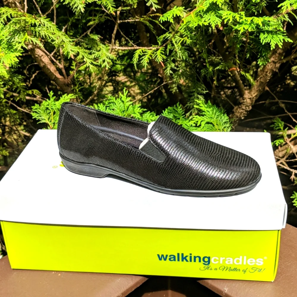 Walking Cradles Florence in Black